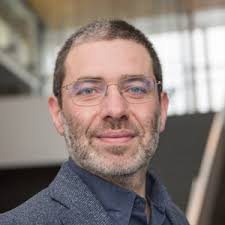 Dr. Benoît Dupont